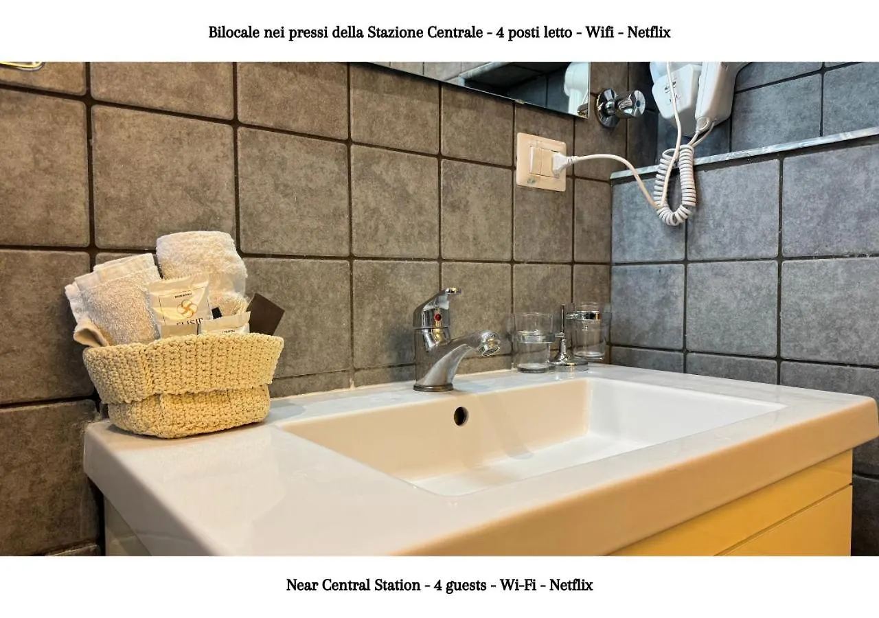 Stazione Centrale - 4 Posti Letto Con Wifi E Netflix A Piazza Garibaldi Naples Apartment